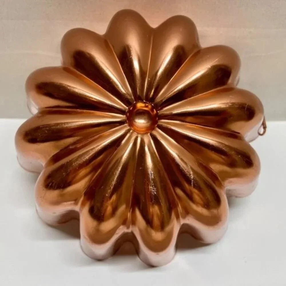 Vintage Copper Cake Jello Mold Round Fluted 3 1/2 Cups 6.75